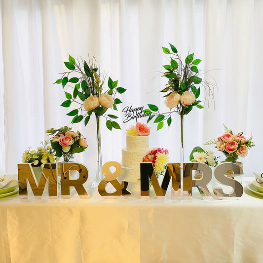 Hire - Free Standing Mr & Mrs / Pick up