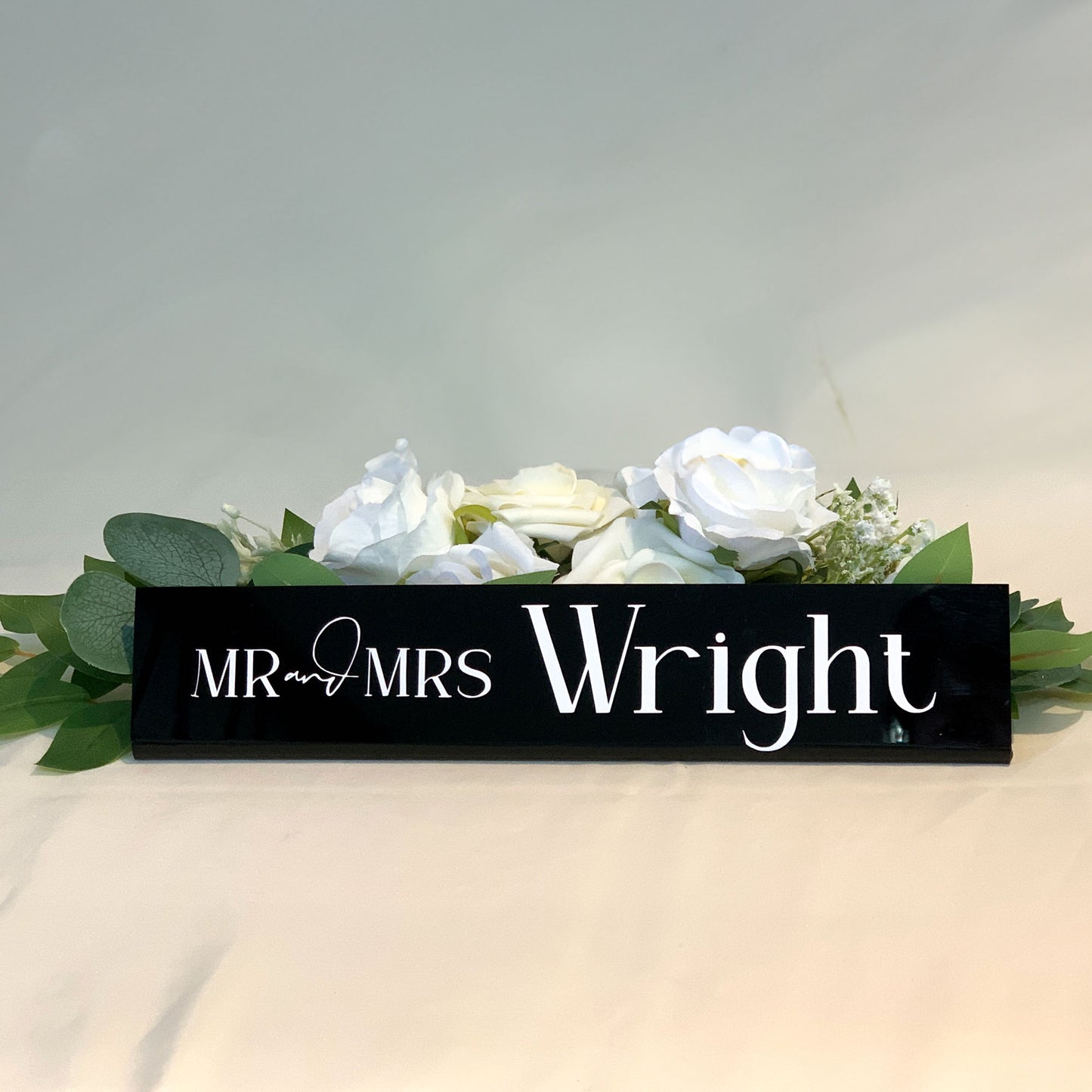 Bridal Table Sign, Mr & Mrs Wedding Newlyweds Freestanding Sign, Wedding table Acrylic sign