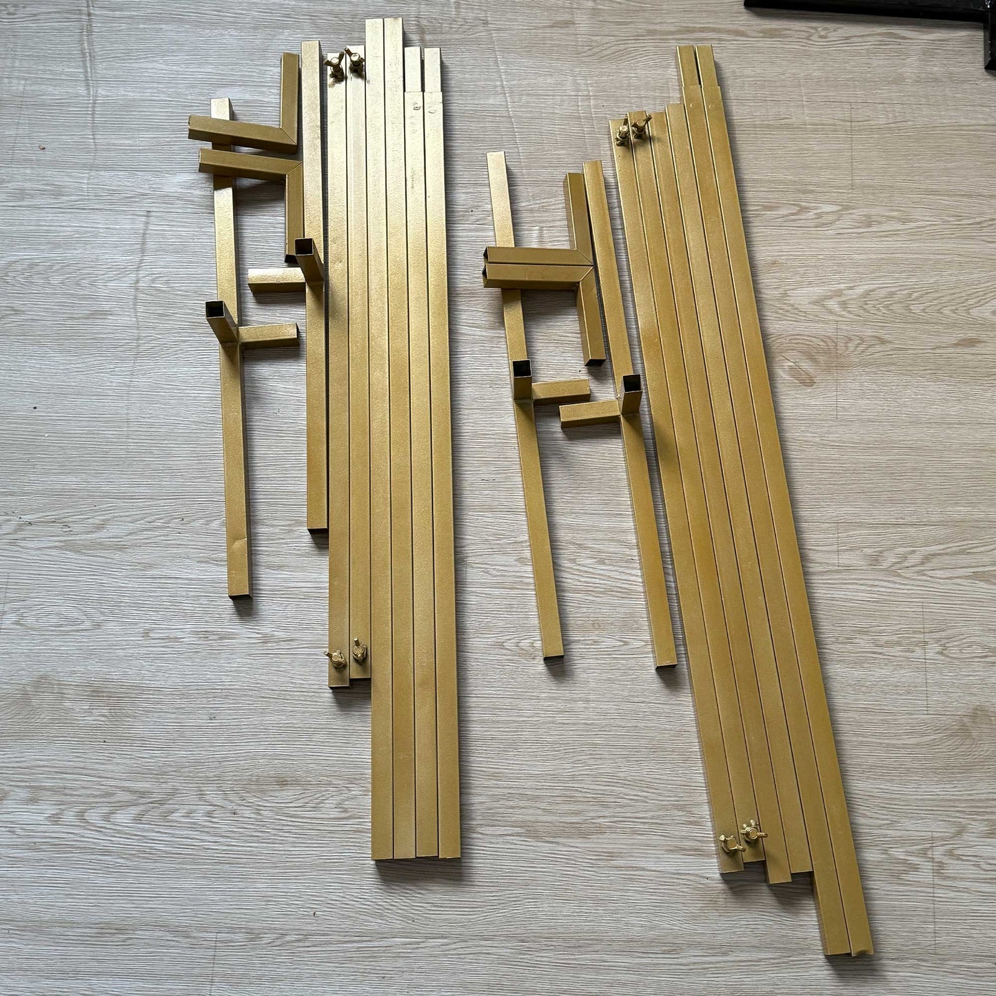 Hire - Black metal frame for hanging wedding signs