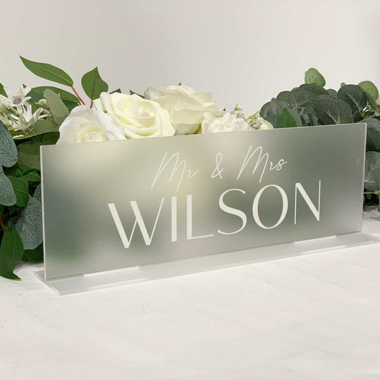 Bridal Table Sign, Mr & Mrs Wedding Newlyweds Freestanding Sign, Wedding table Acrylic sign