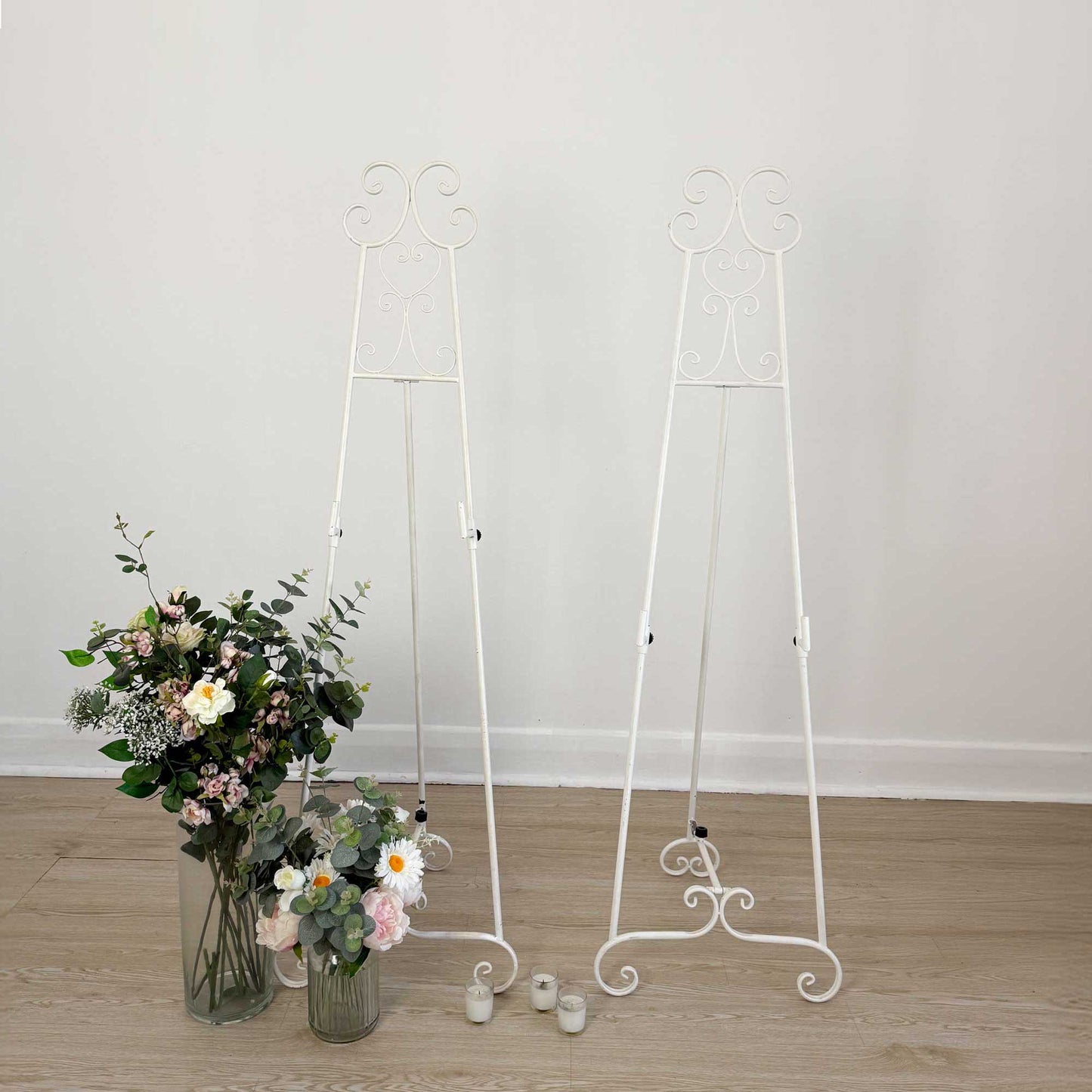 HIRE -  Matte White Easel